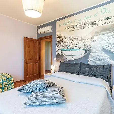 Four-bedroom Holiday In Cortona