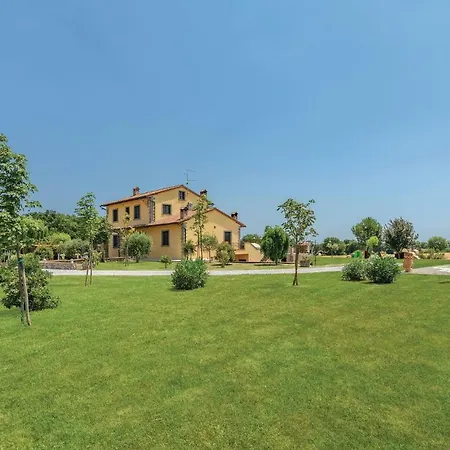 Four-bedroom Holiday In Casa vacanze *